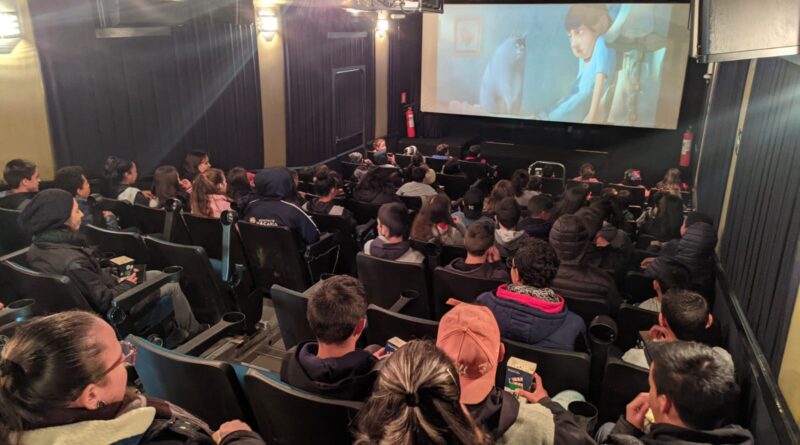 Cine Enercan exibiu filmes no município de Cerro Negro